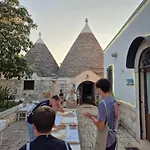 Trulli Allegretti * Noci