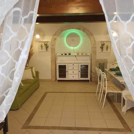 Trulli Allegretti Semesterbostad