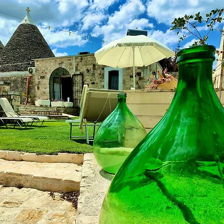 Trulli Allegretti Hébergement de vacances *