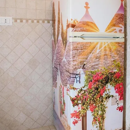 Trulli Allegretti * Noci